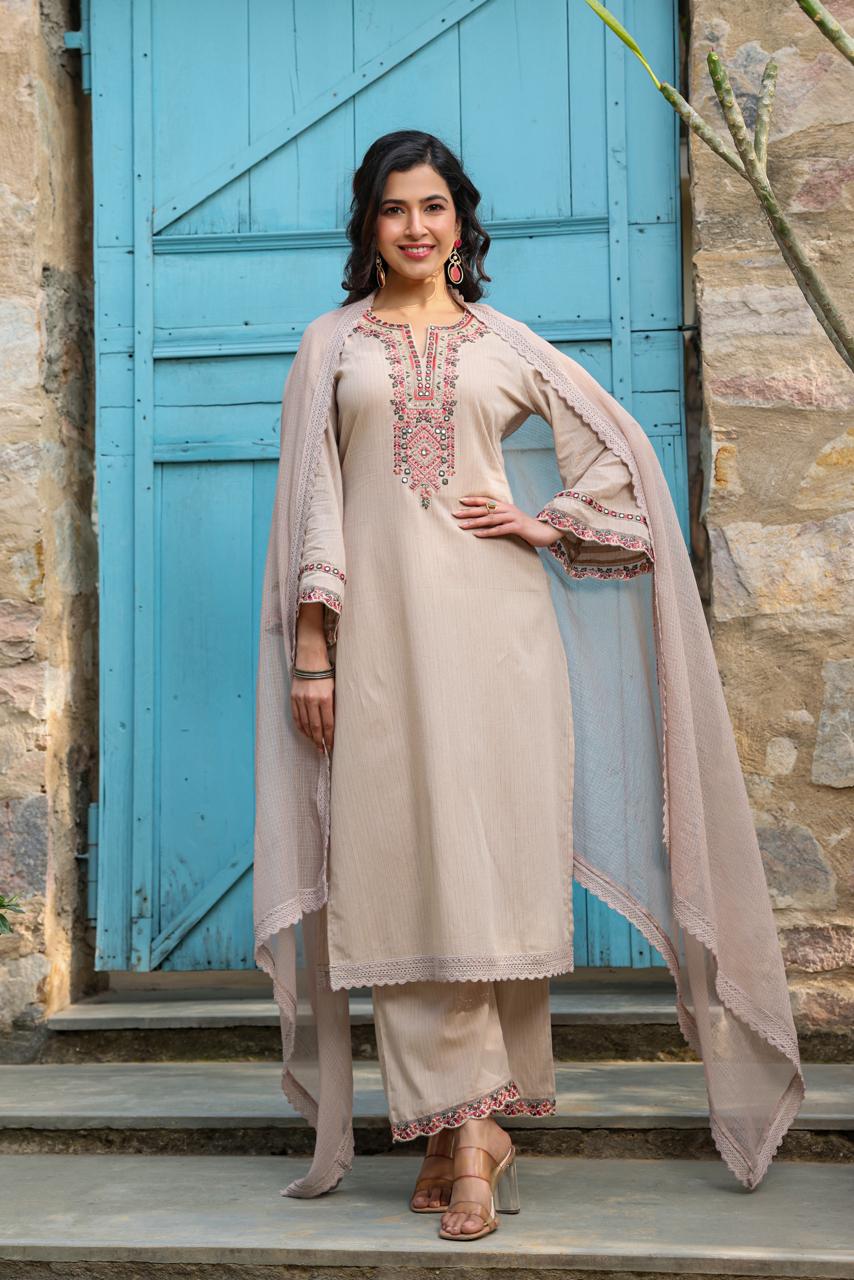 Lily beige suit