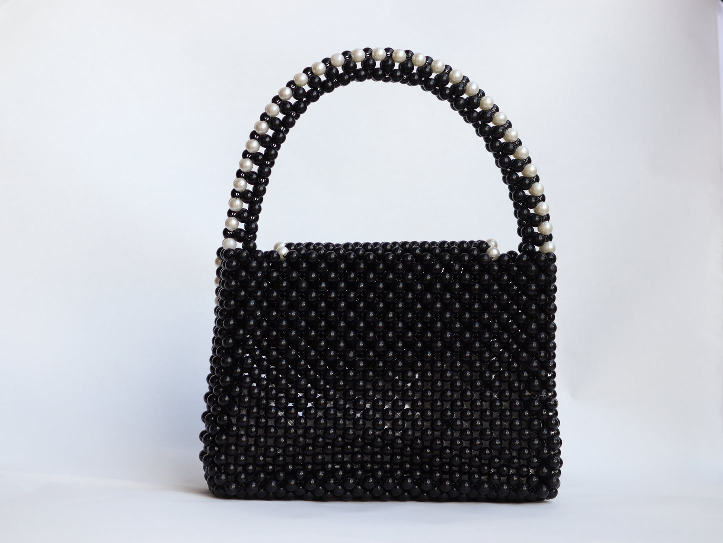 Lily Monochrome Pearl Elegance Bag